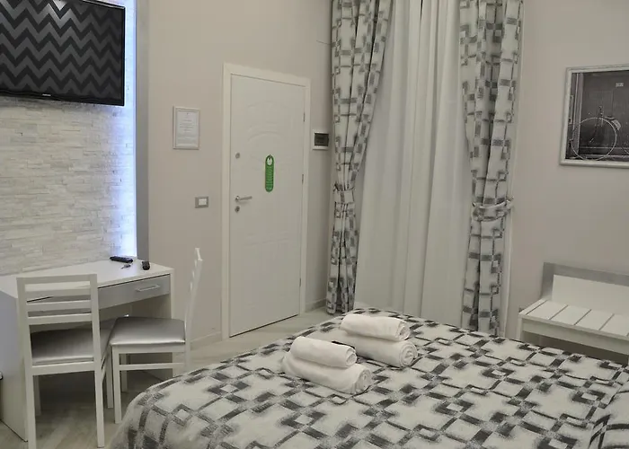 Il Corso Pensión 4*